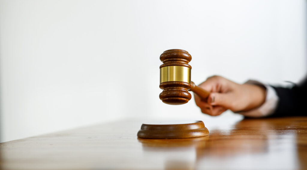 Appeals Court Tosses $25M Accutane Verdict Against Roche