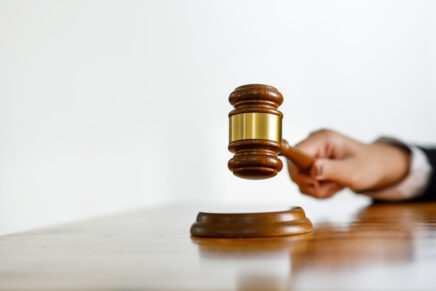 Appeals Court Tosses $25M Accutane Verdict Against Roche