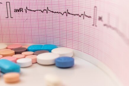 Opioids Linked to Higher Risk of Irregular Heartbeat