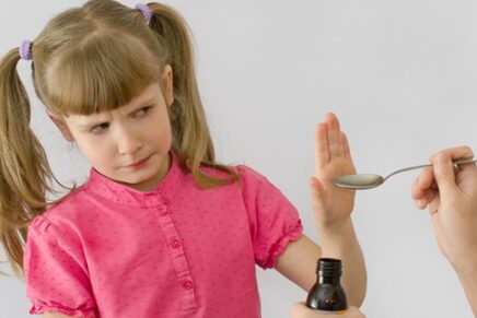 Should You Treat Your Child’s Cold, Cough or Fever With OTC Meds?