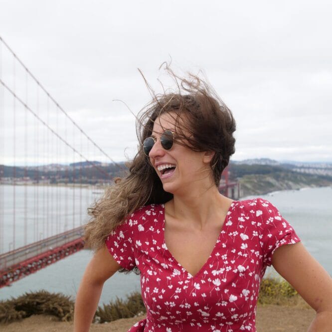 Author of The Connection Cure, Julia Hotz