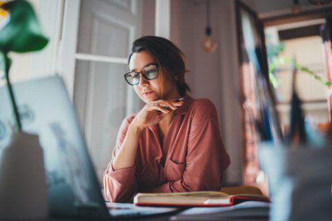 girl investigating the fda on her computer