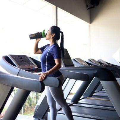 woman on treadmill, can I take creatine with SSRIs?
