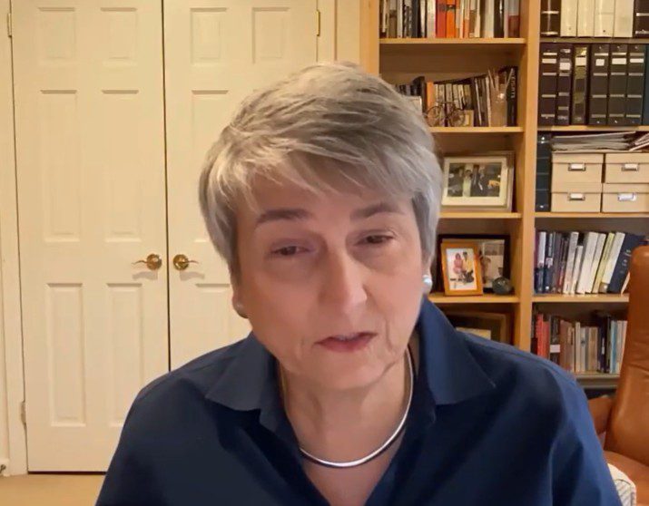 Diane Salvatore headshot